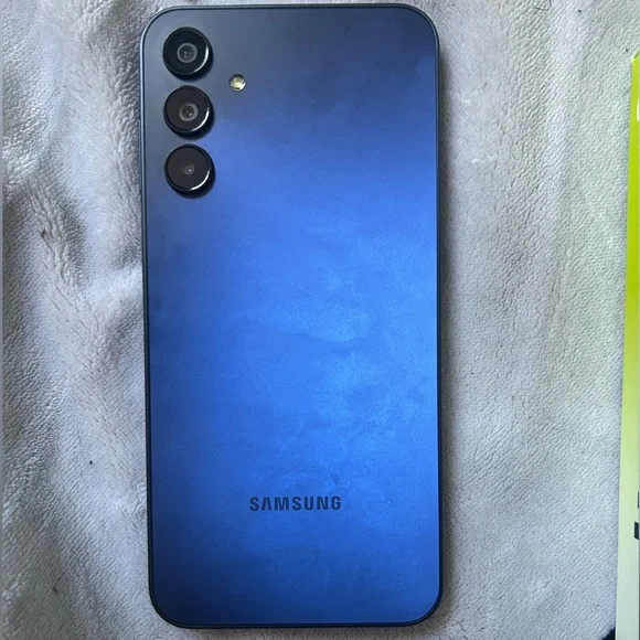 Straight Talk Samsung Galaxy A15, 64GB, 5G, Black - Prepaid Smartphone